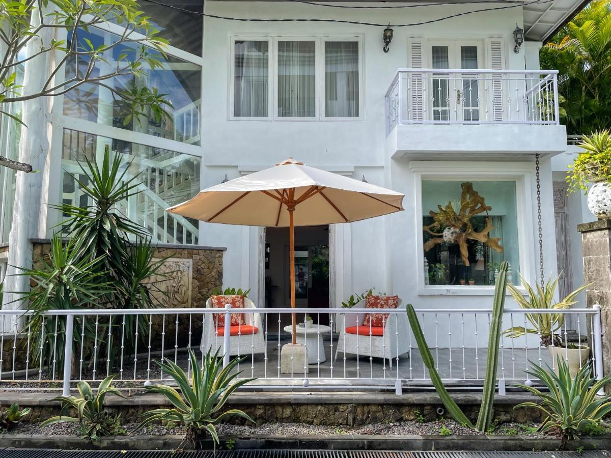 Beach House Canggu - 150M Berawa Beach Exterior photo