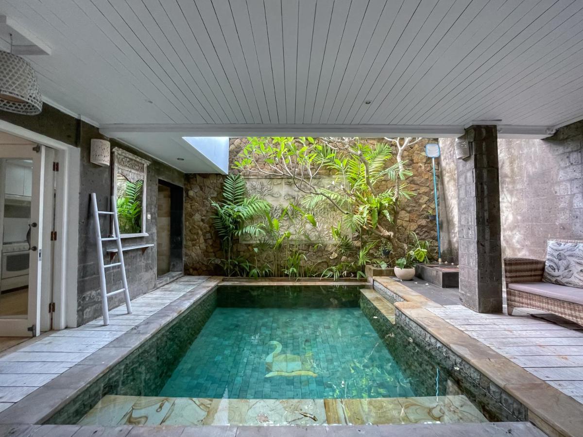 Beach House Canggu - 150M Berawa Beach Exterior photo