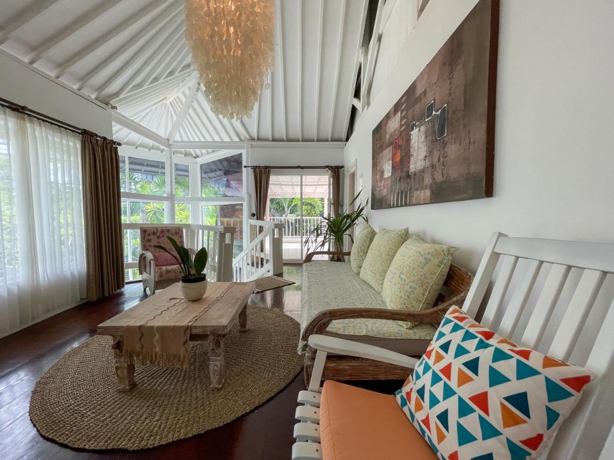 Beach House Canggu - 150M Berawa Beach Exterior photo